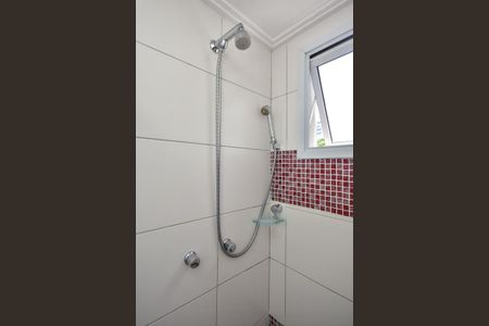 Apartamento à venda com 74m², 2 quartos e 2 vagasChuveiro da Suíte