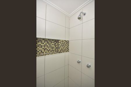 Apartamento à venda com 74m², 2 quartos e 2 vagasChuveiro do Banheiro