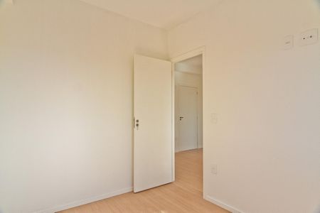 Quarto 1 de apartamento para alugar com 2 quartos, 28m² em Jardim Jaragua (sao Domingos), São Paulo
