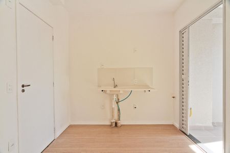 Apartamento para alugar com 28m², 2 quartos e sem vaga Apartamento para alugar com 28m², 2 quartos e sem vagaSala e cozinha