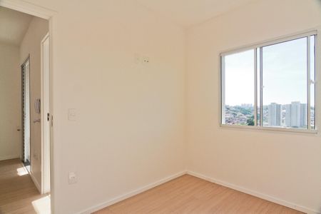 Quarto 1 de apartamento para alugar com 2 quartos, 28m² em Jardim Jaragua (sao Domingos), São Paulo