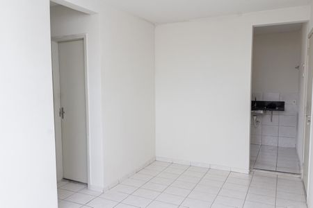 Sala de apartamento para alugar com 2 quartos, 55m² em Paciência, Rio de Janeiro