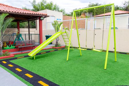 Apartamento para alugar com 55m², 2 quartos e 1 vaga Apartamento para alugar com 55m², 2 quartos e 1 vagaÁrea comum - Playground