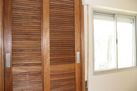 Dormitório 1 de apartamento à venda com 2 quartos, 53m² em Bela Vista, São Paulo