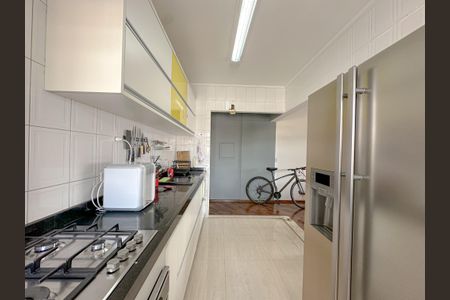 Apartamento à venda com 70m², 2 quartos e 1 vagaSala/Cozinha