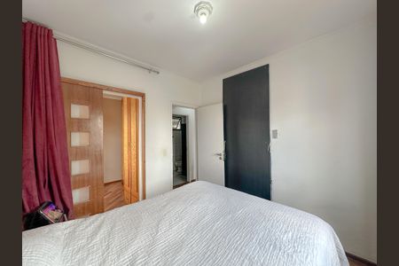 Apartamento à venda com 70m², 2 quartos e 1 vagaQuarto 2