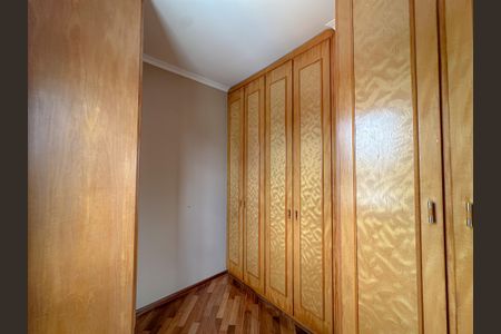 Apartamento à venda com 70m², 2 quartos e 1 vagaCloset Quarto 2