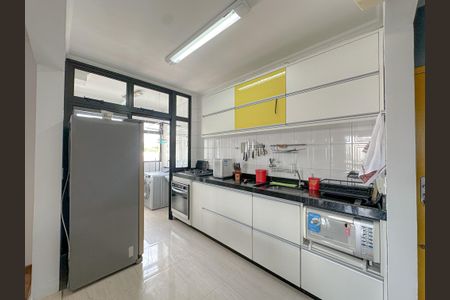 Apartamento à venda com 70m², 2 quartos e 1 vagaSala/Cozinha