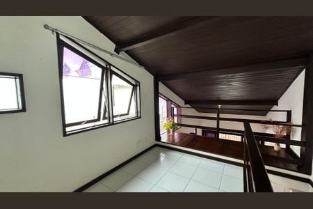 Casa de condomínio para alugar com 150m², 3 quartos e 1 vagaHall