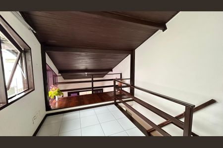 Casa de condomínio para alugar com 150m², 3 quartos e 1 vagaHall
