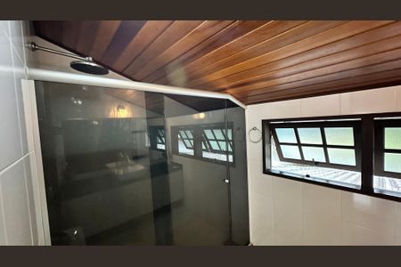 Casa de condomínio para alugar com 150m², 3 quartos e 1 vagaBanheiro quarto 3