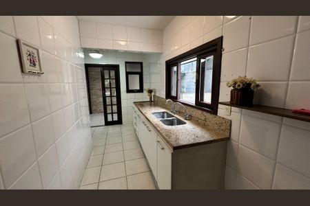 Casa de condomínio para alugar com 150m², 3 quartos e 1 vagaCozinha