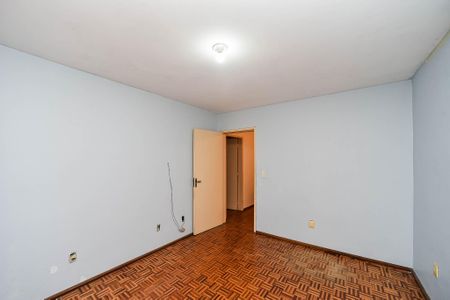 Casa à venda com 197m², 4 quartos e 4 vagasQuarto 2