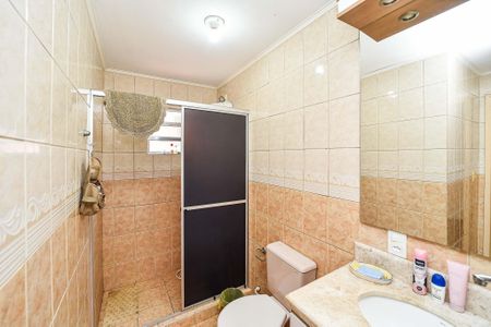 Casa à venda com 197m², 4 quartos e 4 vagasBanheiro 2