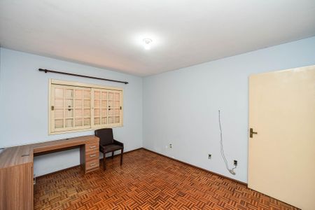 Casa à venda com 197m², 4 quartos e 4 vagasQuarto 2