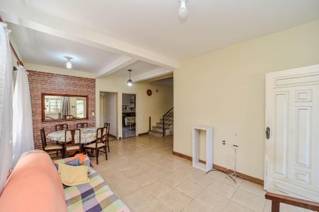 Sala de casa à venda com 4 quartos, 197m² em Jardim Itu, Porto Alegre