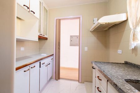 Apartamento para alugar com 71m², 3 quartos e 1 vagaCozinha - Armários