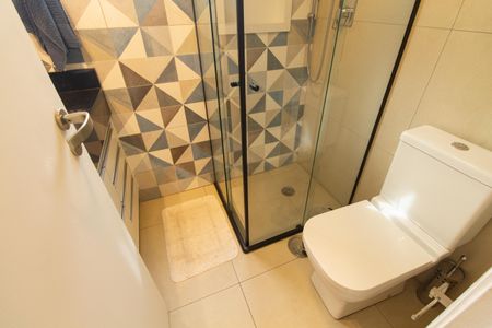 Apartamento para alugar com 80m², 2 quartos e 1 vaga Apartamento para alugar com 80m², 2 quartos e 1 vagaBanheiro