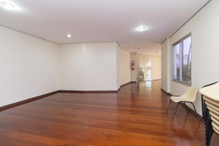 Apartamento para alugar com 80m², 2 quartos e 1 vaga Apartamento para alugar com 80m², 2 quartos e 1 vagaÁrea comum - Salão de festas