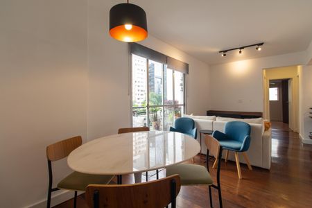 Sala de apartamento para alugar com 2 quartos, 80m² em Paraíso, São Paulo