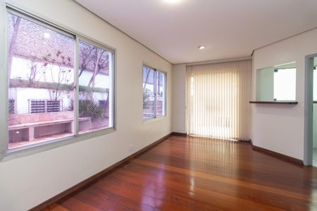 Apartamento para alugar com 80m², 2 quartos e 1 vaga Apartamento para alugar com 80m², 2 quartos e 1 vagaÁrea comum - Salão de festas