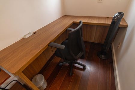 Apartamento para alugar com 80m², 2 quartos e 1 vaga Apartamento para alugar com 80m², 2 quartos e 1 vagaEscritório