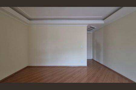 Sala de apartamento para alugar com 3 quartos, 70m² em Vila Bela Vista, Santo André