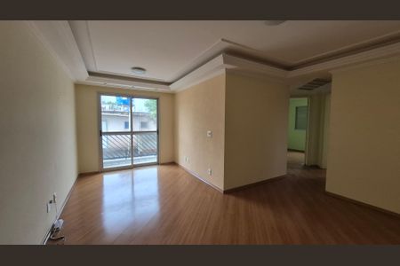 Sala de apartamento para alugar com 3 quartos, 70m² em Vila Bela Vista, Santo André