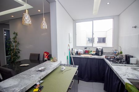 Apartamento à venda com 45m², 2 quartos e 1 vagaCozinha e Área de Serviço