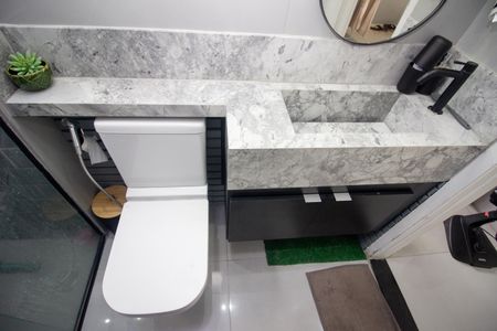 Apartamento à venda com 45m², 2 quartos e 1 vagaBanheiro Social