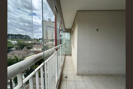 Apartamento para alugar com 107m², 3 quartos e 2 vagas Apartamento para alugar com 107m², 3 quartos e 2 vagasVaranda