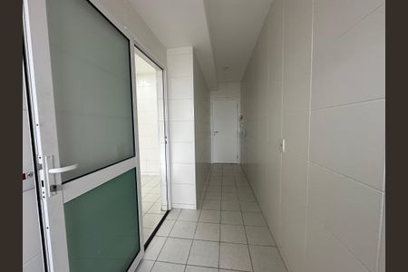 Apartamento para alugar com 107m², 3 quartos e 2 vagas Apartamento para alugar com 107m², 3 quartos e 2 vagasÁrea de Serviço