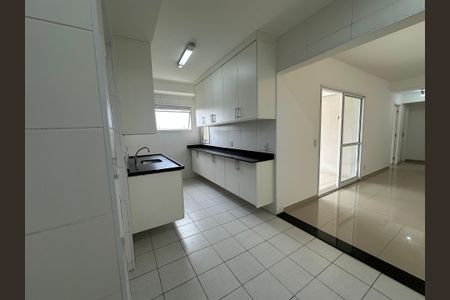 Apartamento para alugar com 107m², 3 quartos e 2 vagas Apartamento para alugar com 107m², 3 quartos e 2 vagasCozinha