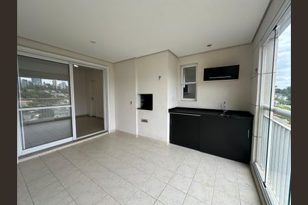 Apartamento para alugar com 107m², 3 quartos e 2 vagas Apartamento para alugar com 107m², 3 quartos e 2 vagasVaranda