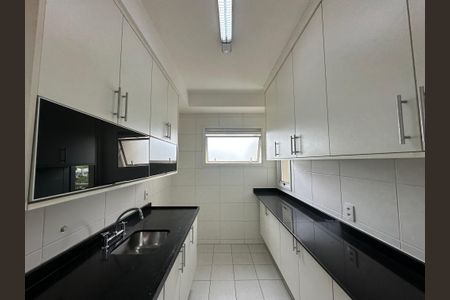 Apartamento para alugar com 107m², 3 quartos e 2 vagas Apartamento para alugar com 107m², 3 quartos e 2 vagasCozinha