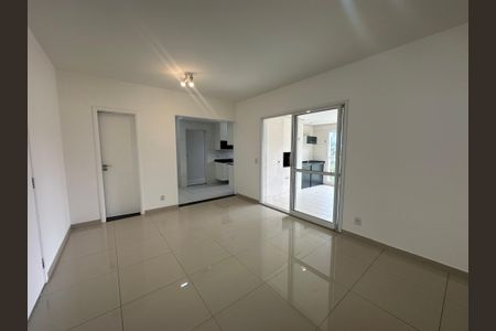 Apartamento para alugar com 107m², 3 quartos e 2 vagas Apartamento para alugar com 107m², 3 quartos e 2 vagasSala