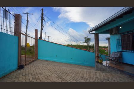 Casa à venda com 380m², 3 quartos e 6 vagas Casa à venda com 380m², 3 quartos e 6 vagasPátio frente