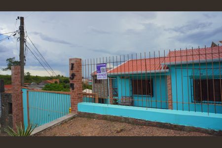 Casa à venda com 380m², 3 quartos e 6 vagas Casa à venda com 380m², 3 quartos e 6 vagasFachada e placa