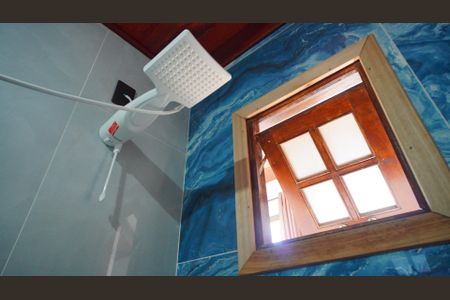 Casa à venda com 380m², 3 quartos e 6 vagas Casa à venda com 380m², 3 quartos e 6 vagasBanheiro Corredor