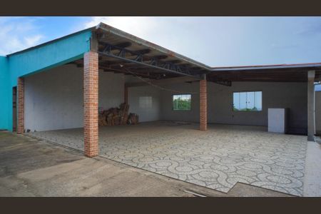 Casa à venda com 380m², 3 quartos e 6 vagas Casa à venda com 380m², 3 quartos e 6 vagasPátio