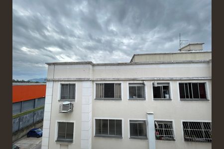 Vista do Quarto 1 de apartamento para alugar com 2 quartos, 44m² em Guadalupe, Rio de Janeiro