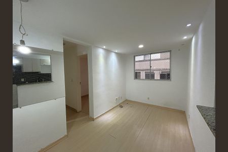 Sala de apartamento para alugar com 2 quartos, 44m² em Guadalupe, Rio de Janeiro