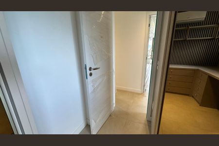 Apartamento para alugar com 156m², 4 quartos e 2 vagas Apartamento para alugar com 156m², 4 quartos e 2 vagasQuarto 2