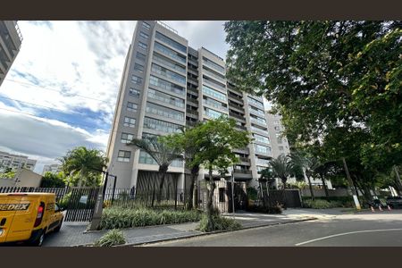 Apartamento para alugar com 156m², 4 quartos e 2 vagas Apartamento para alugar com 156m², 4 quartos e 2 vagasFachada