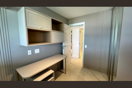 Apartamento para alugar com 156m², 4 quartos e 2 vagas Apartamento para alugar com 156m², 4 quartos e 2 vagasQuarto 1