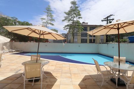 Apartamento para alugar com 85m², 2 quartos e 2 vagasÁrea comum - Piscina