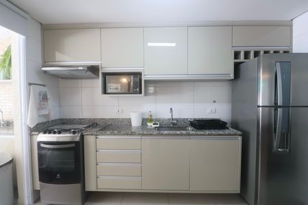Apartamento para alugar com 85m², 2 quartos e 2 vagasCozinha