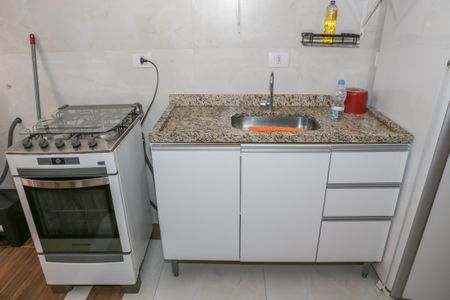 Apartamento à venda com 40m², 2 quartos e sem vaga Apartamento à venda com 40m², 2 quartos e sem vagaCozinha e Área de Serviço