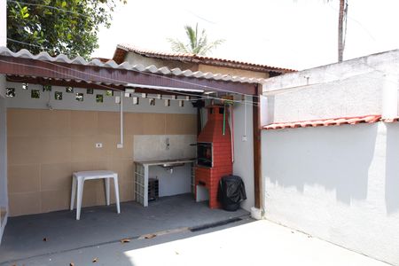 Casa de condomínio à venda com 70m², 2 quartos e 1 vagaÁrea comum - Churrasqueira