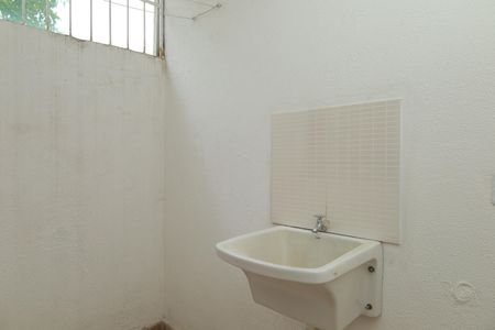 Casa de condomínio à venda com 70m², 2 quartos e 1 vagaÁrea de Serviço